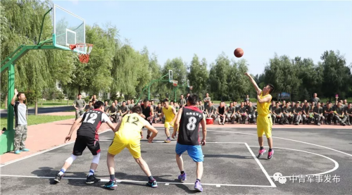国王杯半场战报：佩德里远射破门，巴萨1-0领先皇马